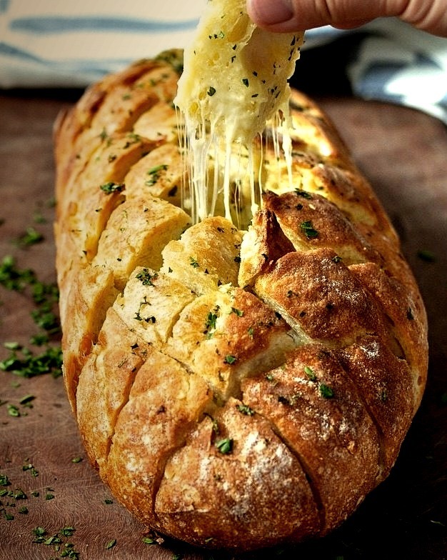 cheese and garlic pull apart bread